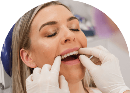 Leczenie Invisilign w Tychach